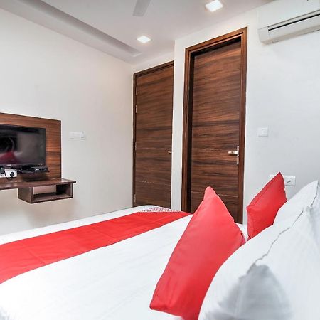 Oyo 81042 Rajput Resort Patiāla Eksteriør billede